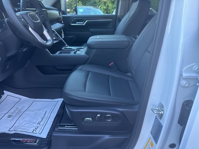 New 2025 GMC Sierra 2500 Denali w/ Denali Reserve Package image 15
