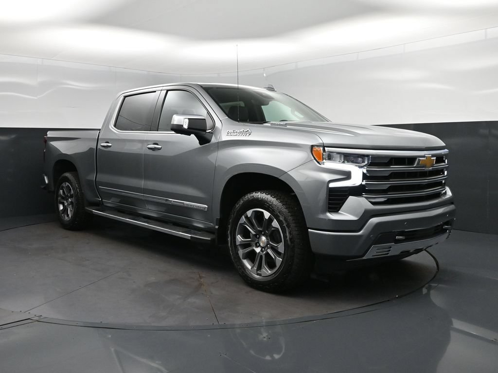 New 2026 Chevrolet Silverado 1500 High Country w/ Technology Package AWD/4WD image 9
