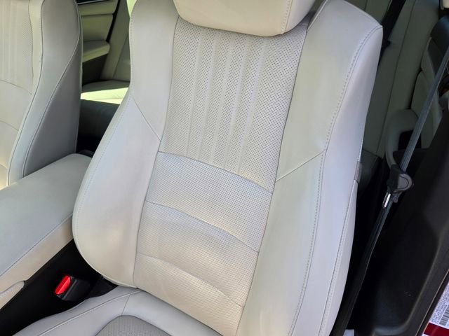 Used 2018 Honda Accord Touring image 15