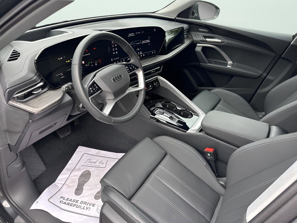 Used 2025 Audi Q5 Premium Plus w/ Premium Plus image 11