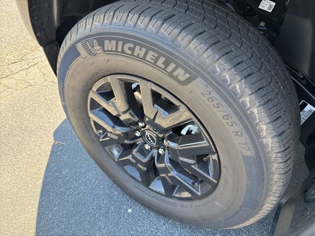 Used 2026 Nissan Frontier SV w/ Tow Package RWD image 13
