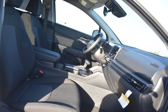 New 2027 Kia Sportage LX FWD image 13