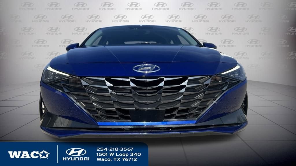 Used 2023 Hyundai Elantra Limited image 2