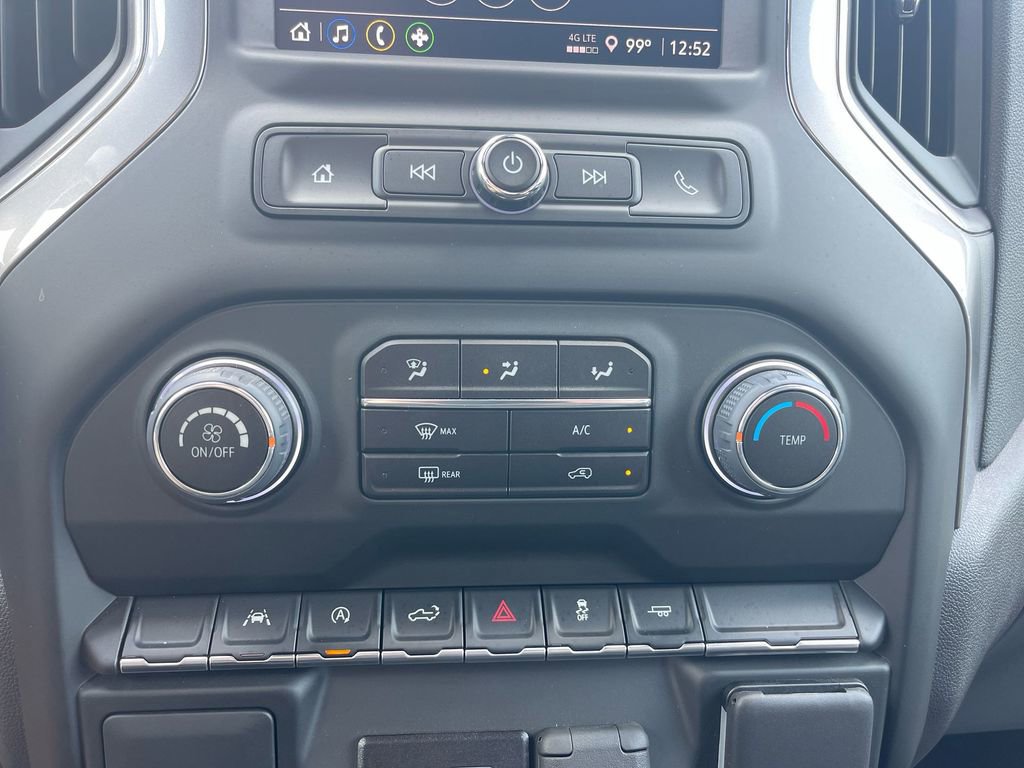 Used 2024 Chevrolet Silverado 1500 Custom image 17