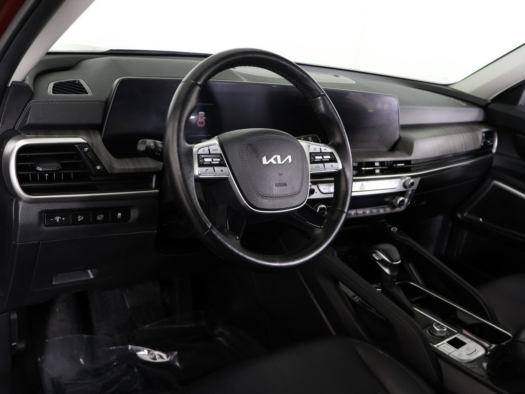 Used 2023 Kia Telluride EX X-Line image 31