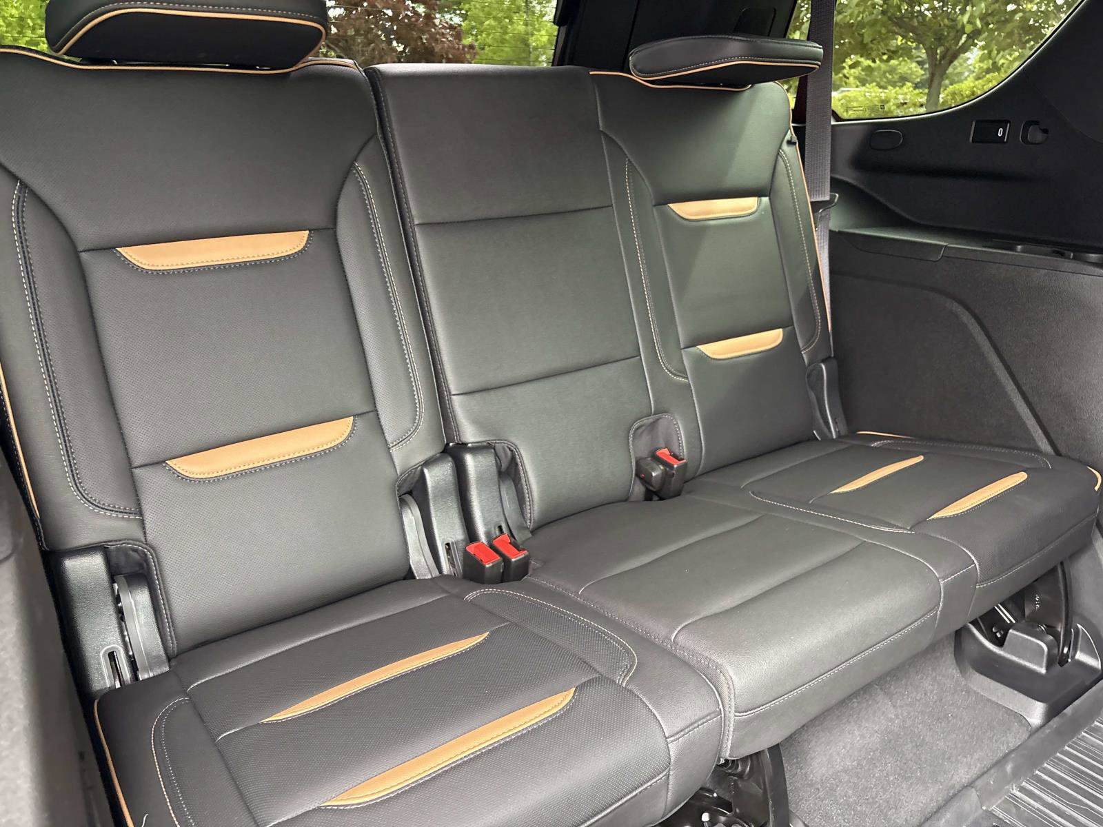 Certified 2021 GMC Yukon AT4 w/ Rear Media and Nav Package AWD/4WD image 32