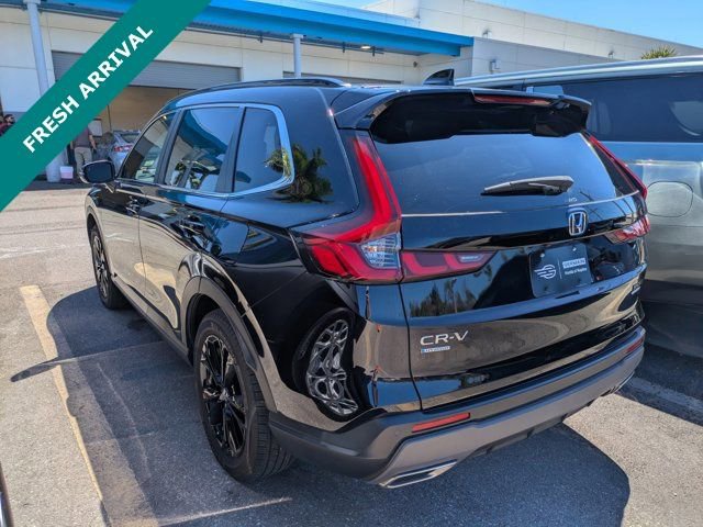 Used 2024 Honda CR-V Sport Touring image 6