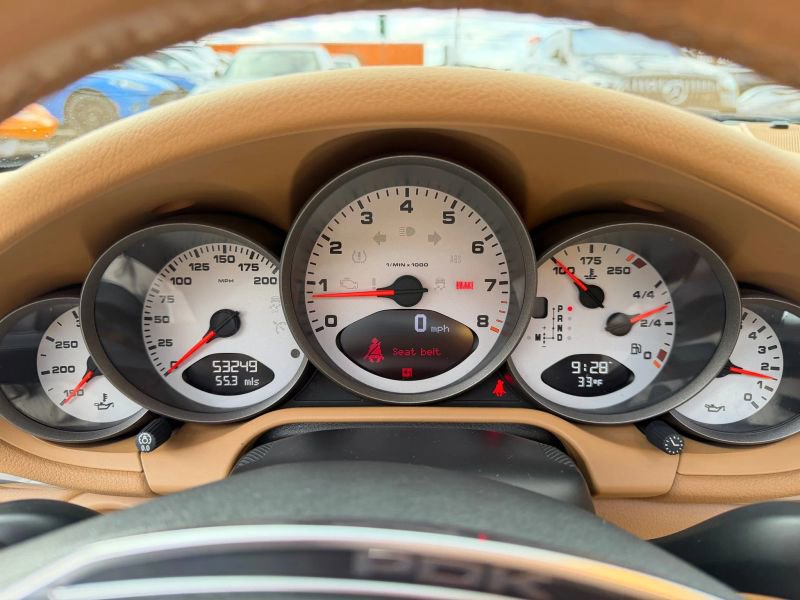 Used 2012 Porsche 911 Carrera 4S image 19