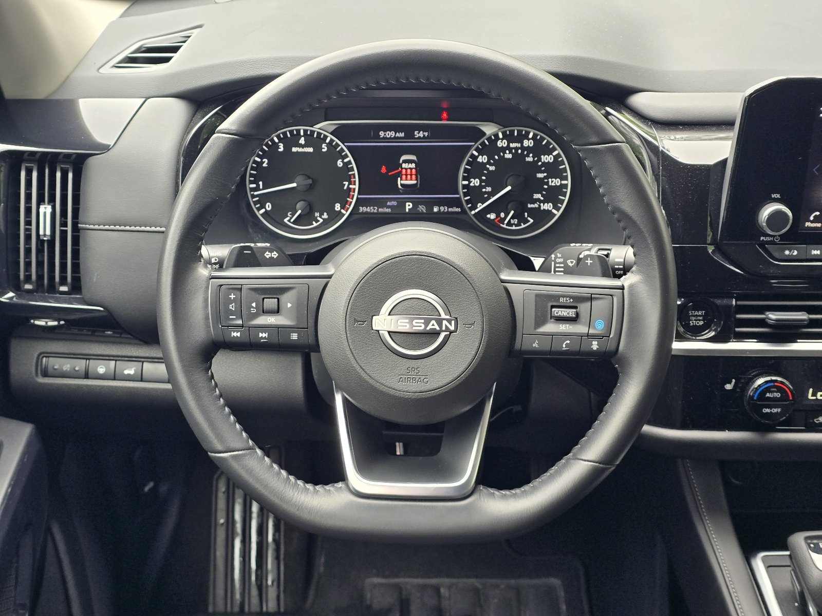 Certified 2025 Nissan Pathfinder SV AWD/4WD image 16