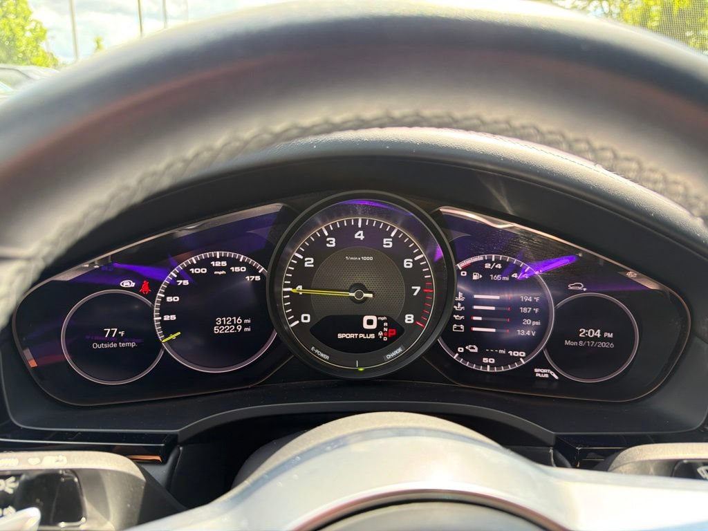 Used 2022 Porsche Cayenne E-Hybrid Coupe w/ Premium Plus Package AWD/4WD image 17