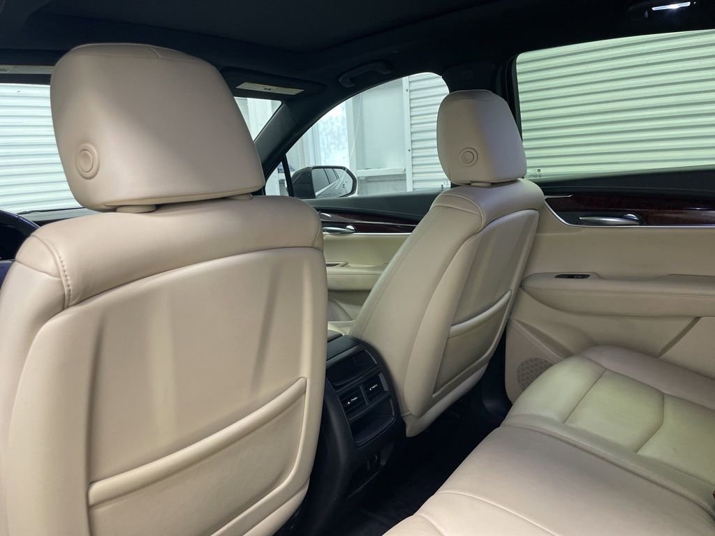 Used 2019 Cadillac XT5 Luxury image 26