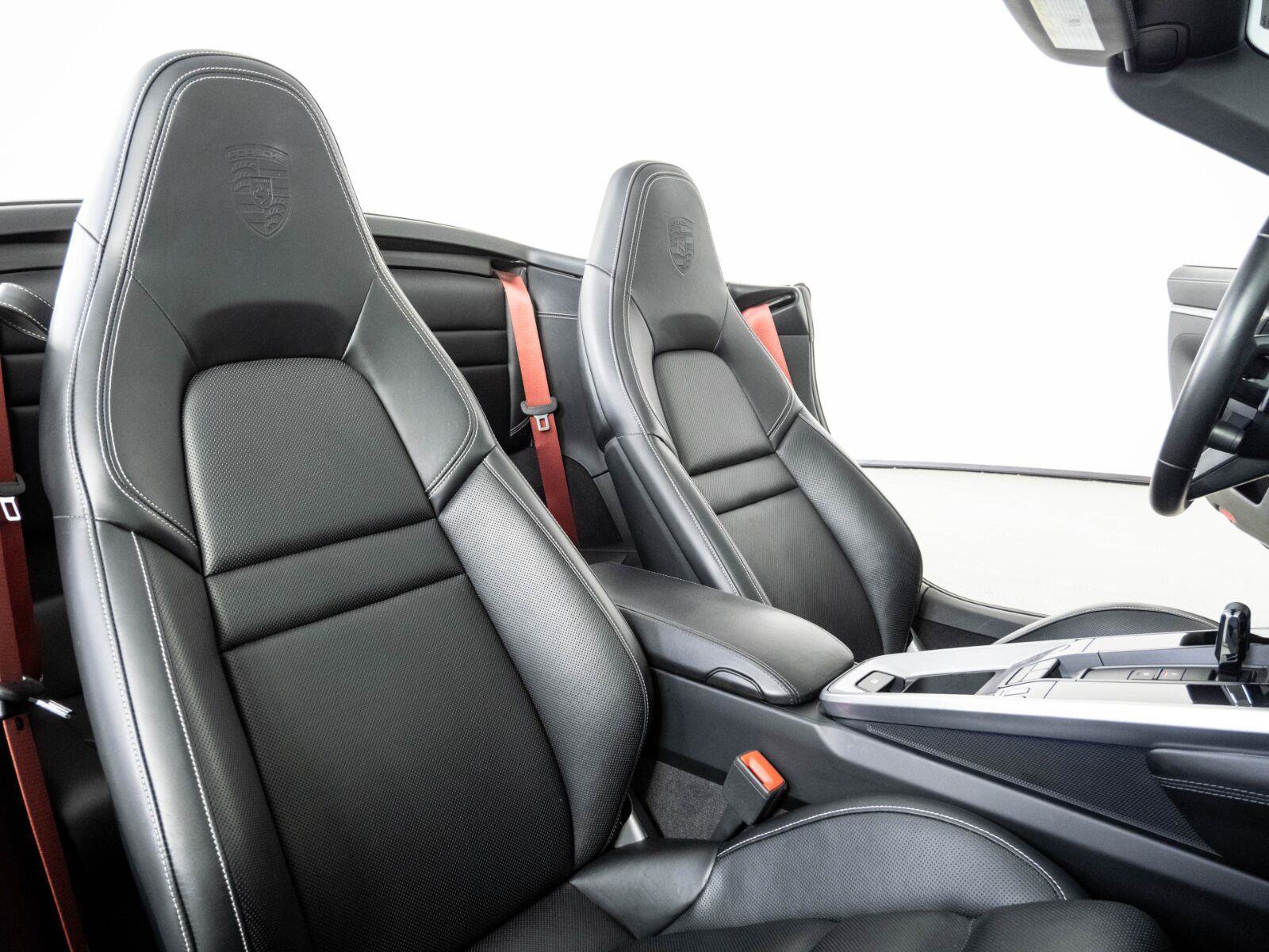 Certified 2021 Porsche 911 Carrera S RWD image 20