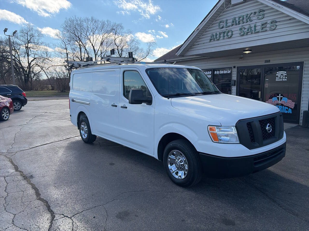 Used 2018 Nissan NV 1500 SV w/ Navigation Package image 8