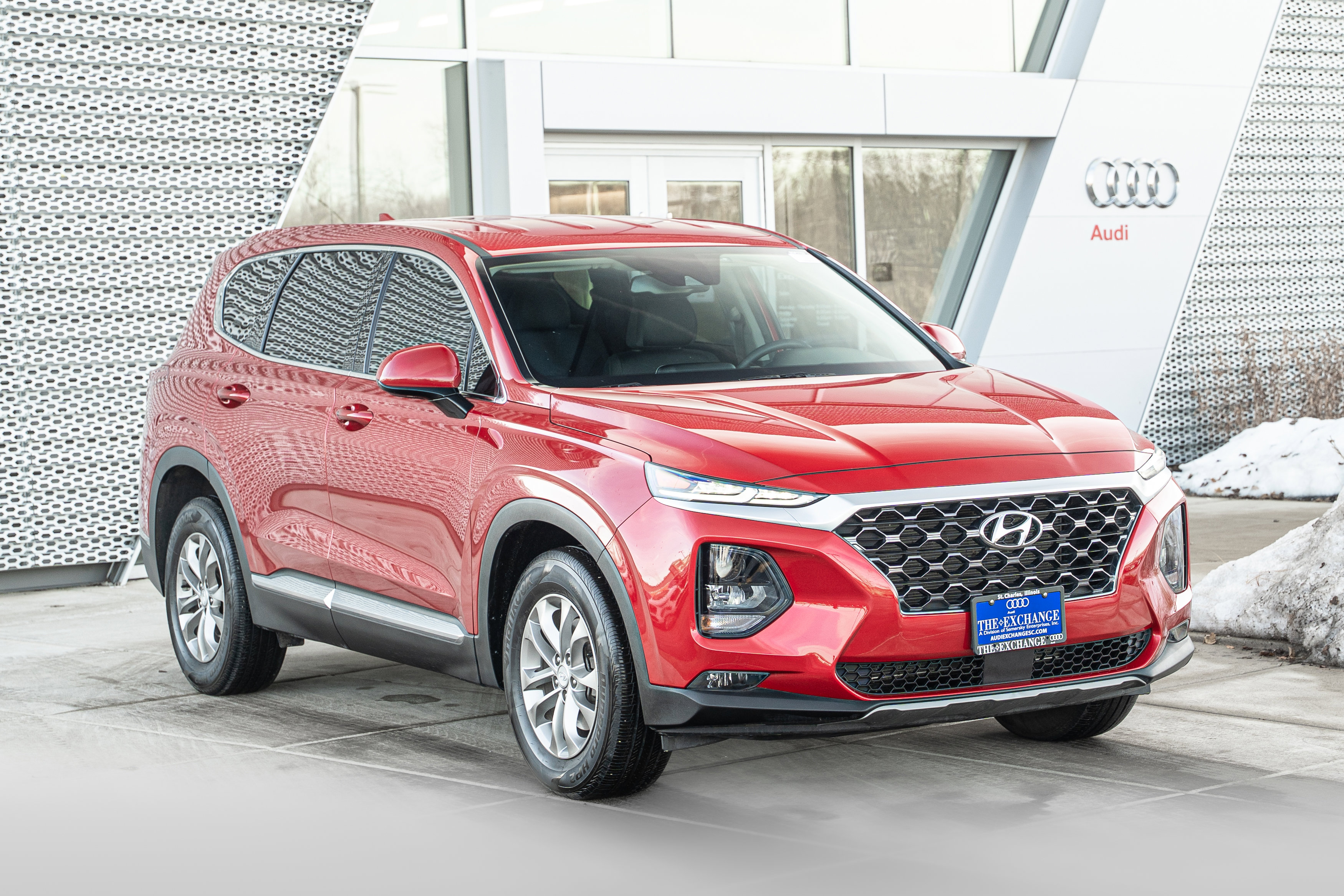Used 2020 Hyundai Santa Fe SEL image 2