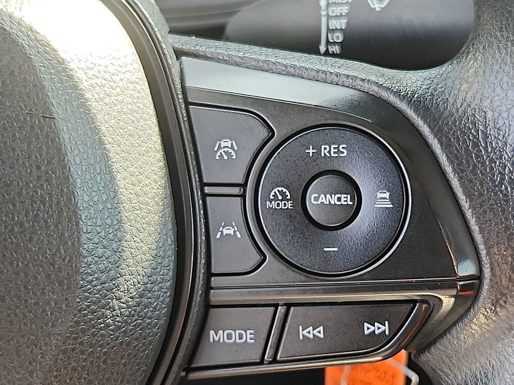 Used 2023 Toyota Corolla LE w/ Carpet Mat Package (TMS) FWD image 21
