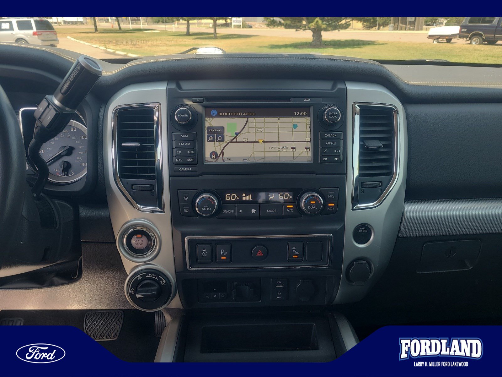 Used 2017 Nissan Titan PRO-4X AWD/4WD image 12