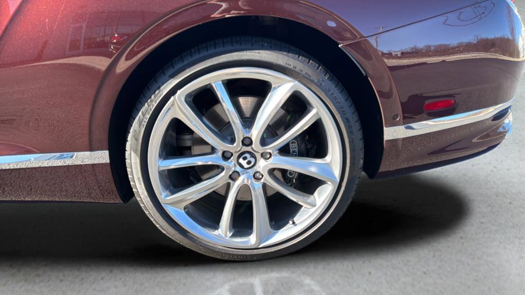 Used 2020 Bentley Continental GT image 26
