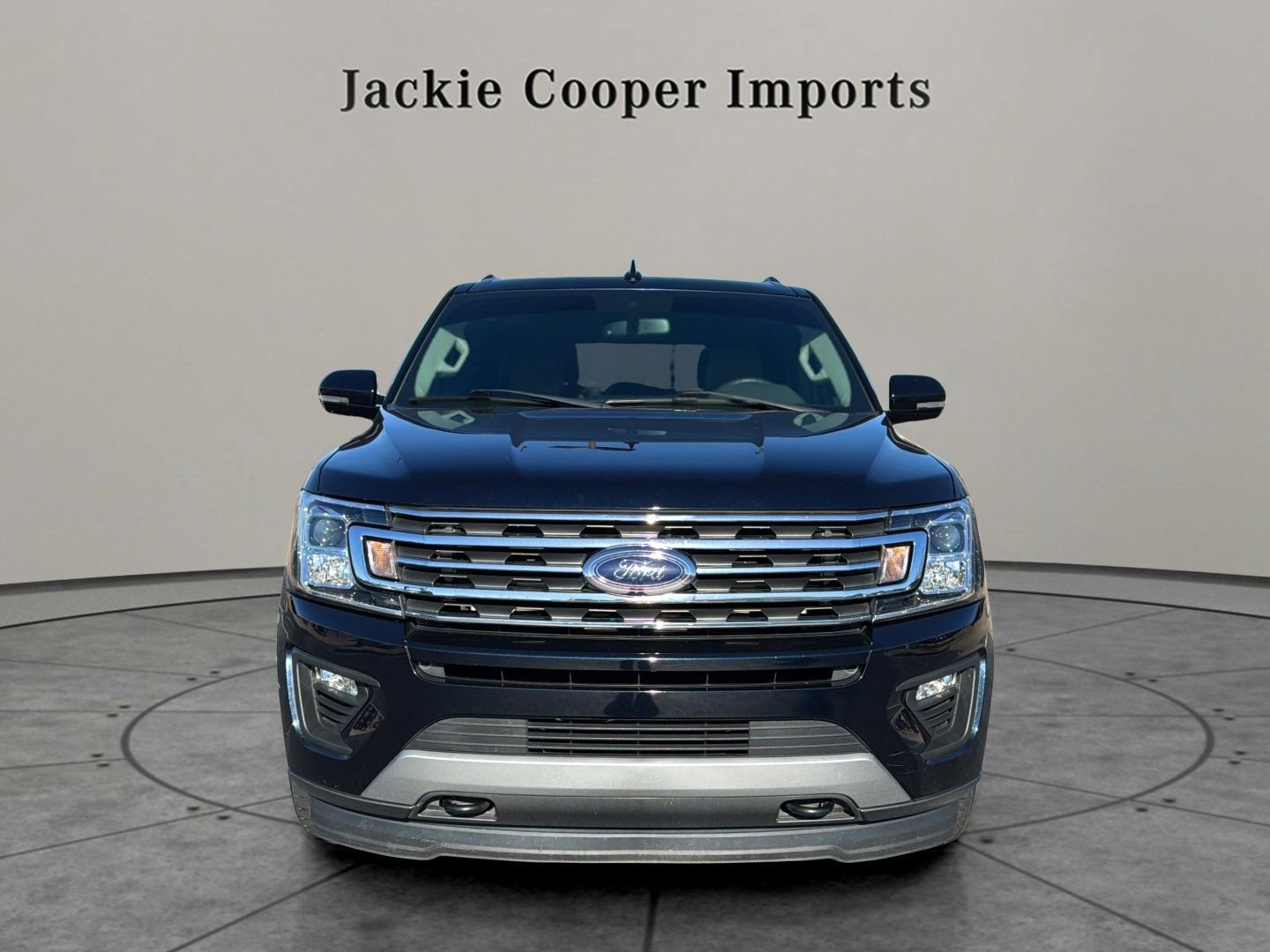 Used 2021 Ford Expedition XLT image 8