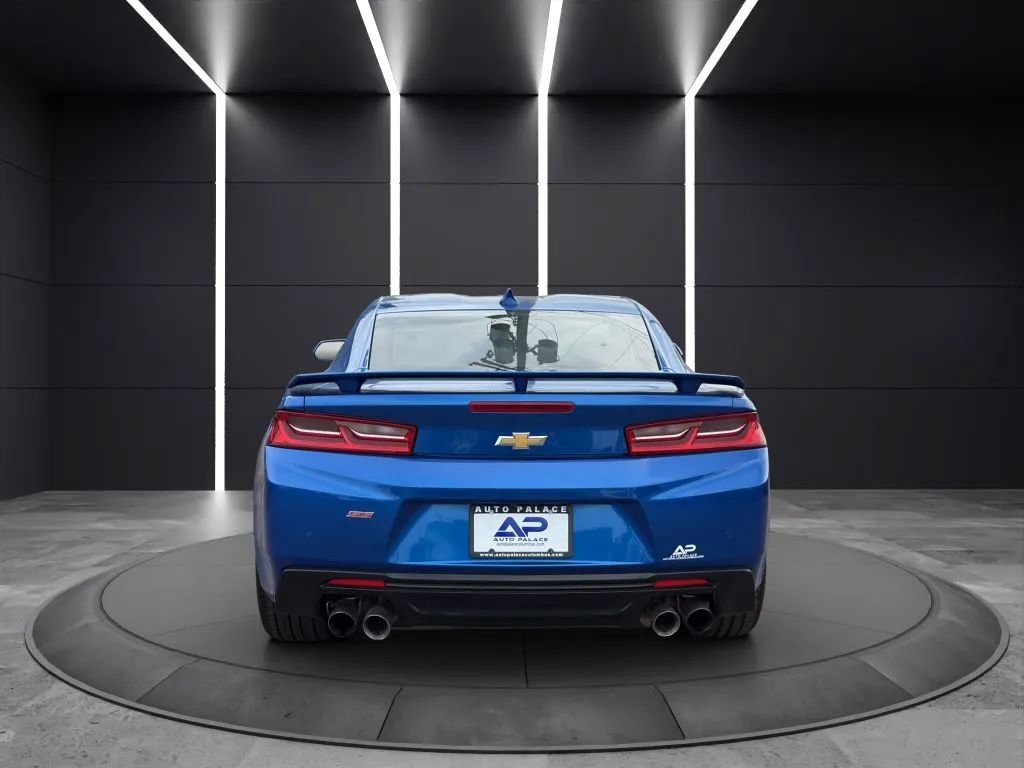 Used 2017 Chevrolet Camaro SS RWD image 5