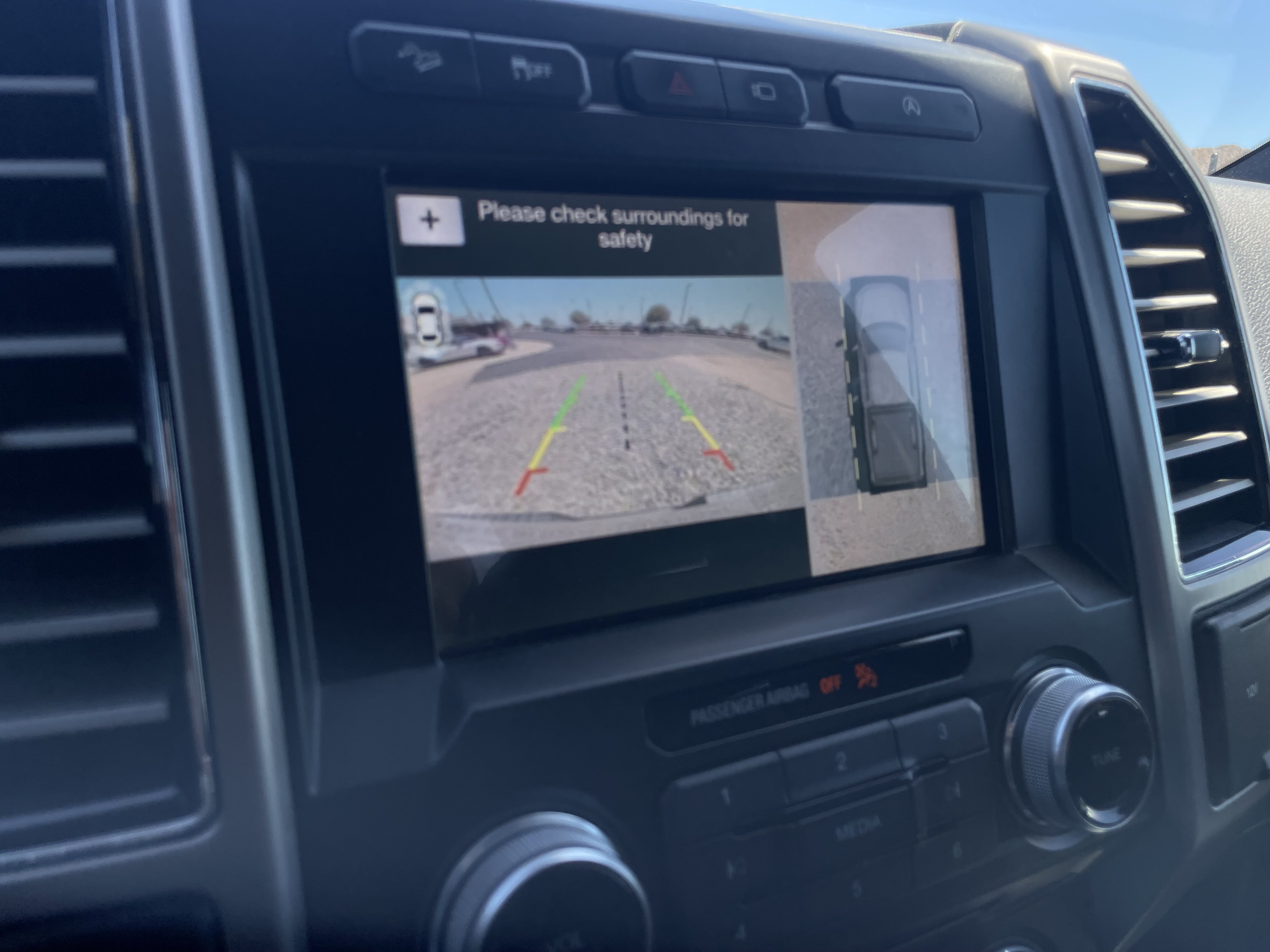 Used 2018 Ford F150 Platinum w/ Equipment Group 701A Luxury AWD/4WD image 20