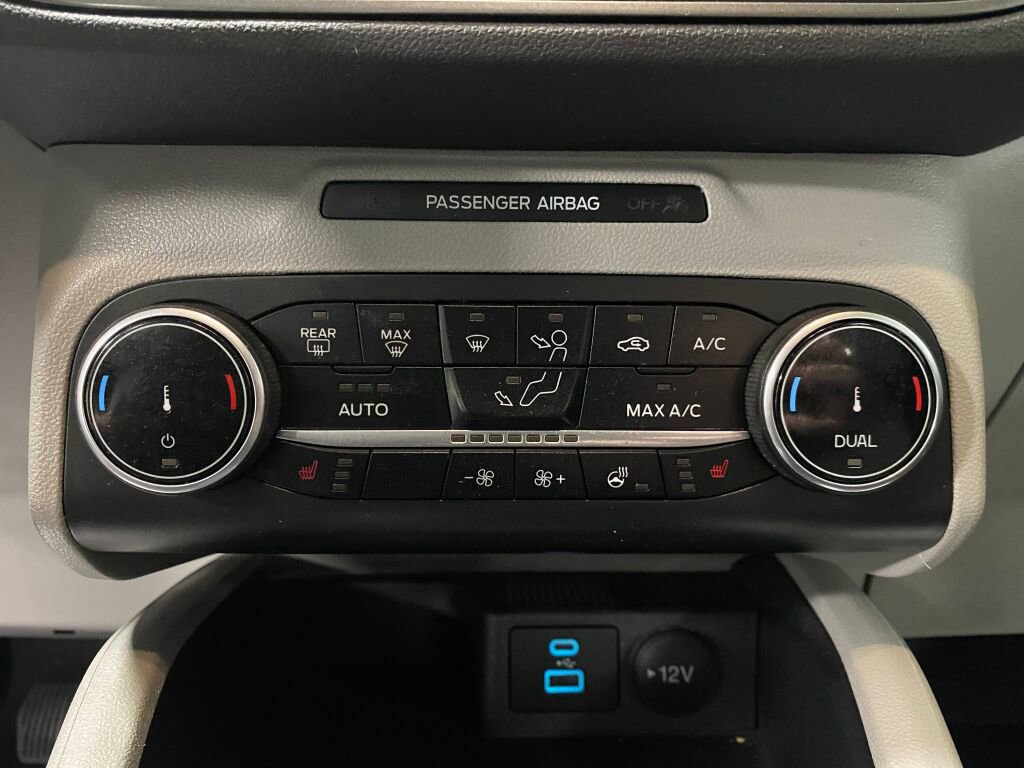 Used 2023 Ford Escape Active image 12