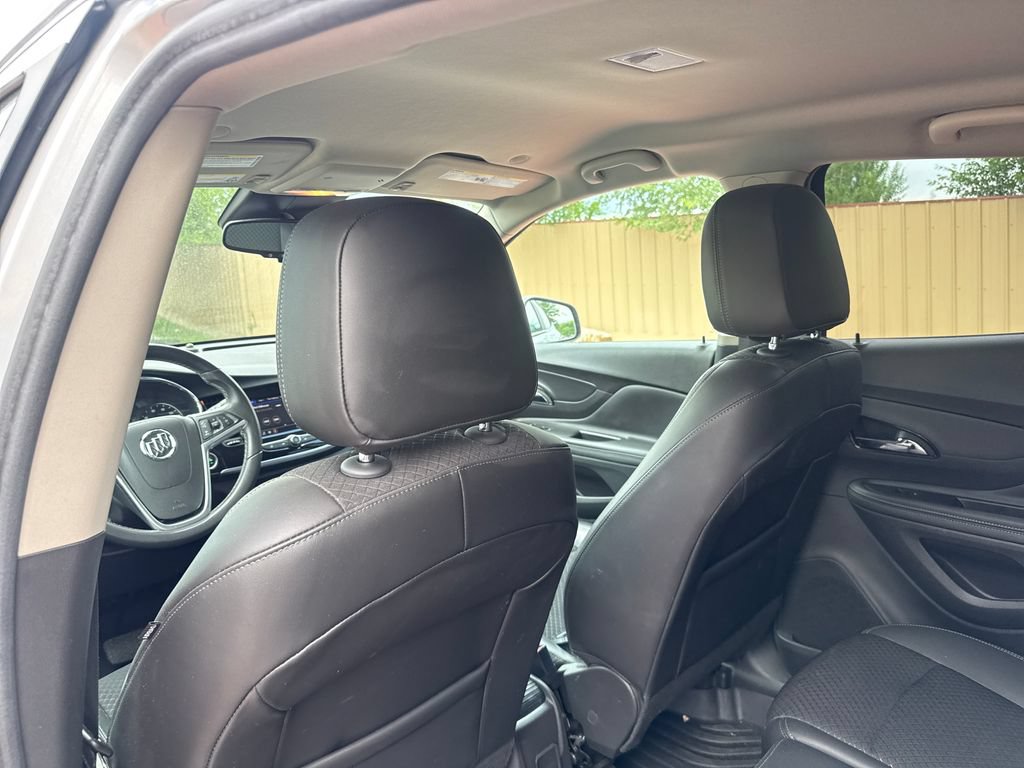 Used 2022 Buick Encore Preferred w/ Safety Package II AWD/4WD image 25