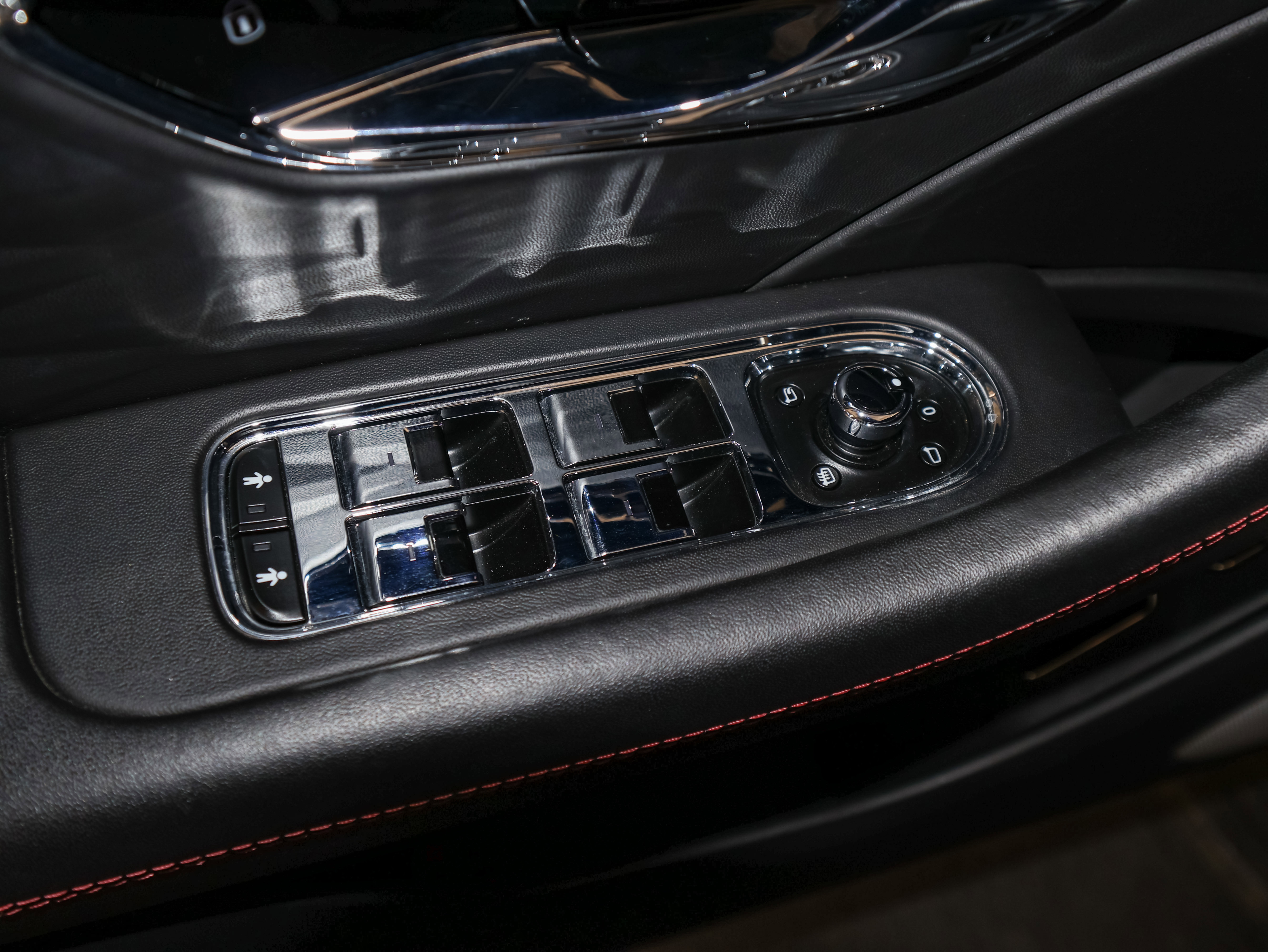 Used 2022 Bentley Flying Spur V8 image 19