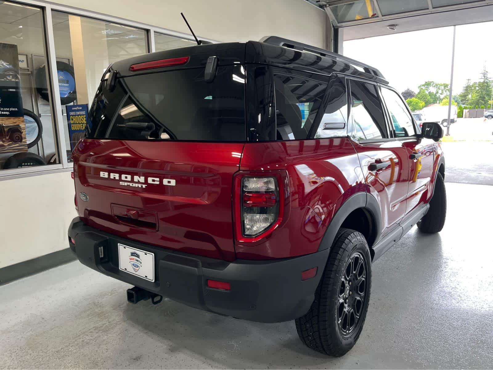 Used 2025 Ford Bronco Sport Badlands AWD/4WD image 8