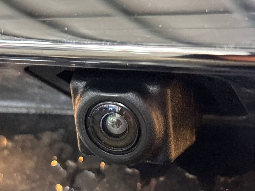 Used 2024 GMC Terrain SLE image 14