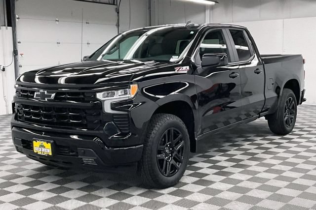 Used 2025 Chevrolet Silverado 1500 RST AWD/4WD image 12