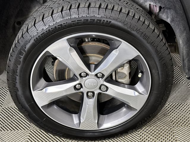Used 2021 Jeep Grand Cherokee L Limited w/ Trailer Tow Group (B) AWD/4WD image 34