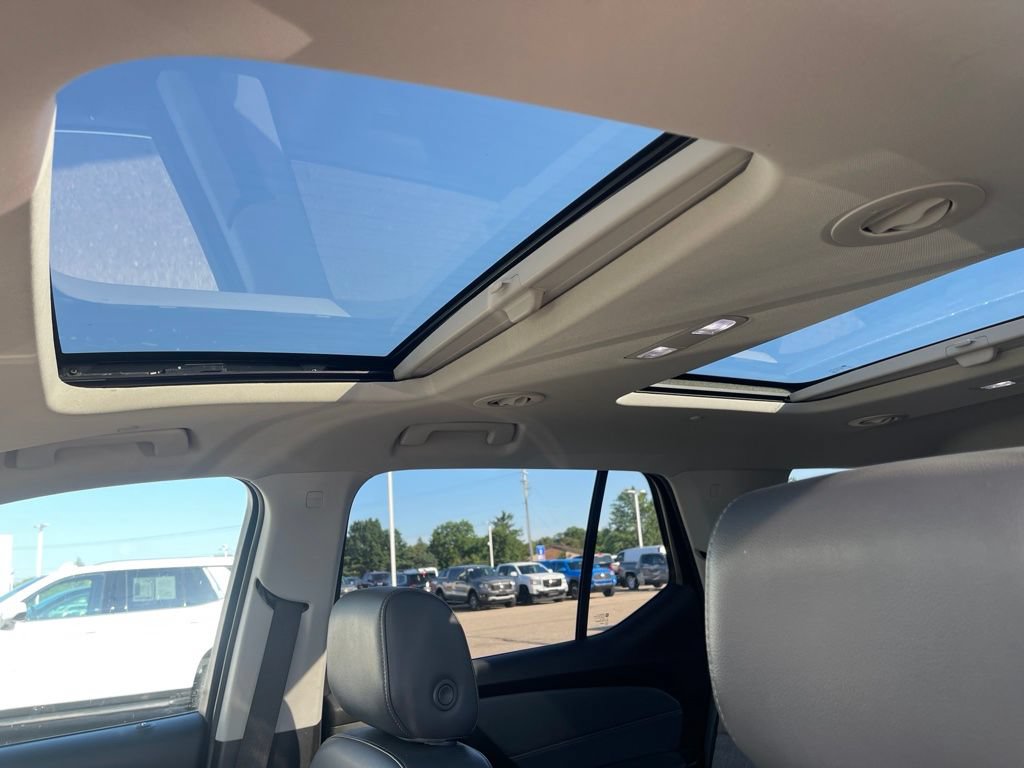 Used 2019 Chevrolet Traverse LT w/ LPO, Blackout Package AWD/4WD image 20