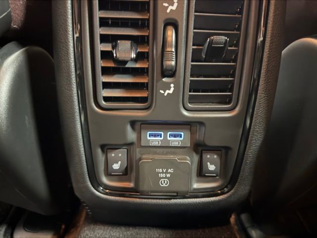 Used 2025 Dodge Durango GT image 21