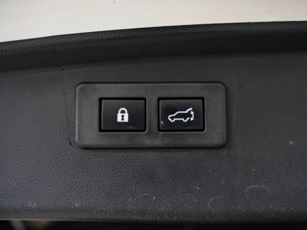 Used 2025 Subaru Outback Onyx Edition XT AWD/4WD image 22