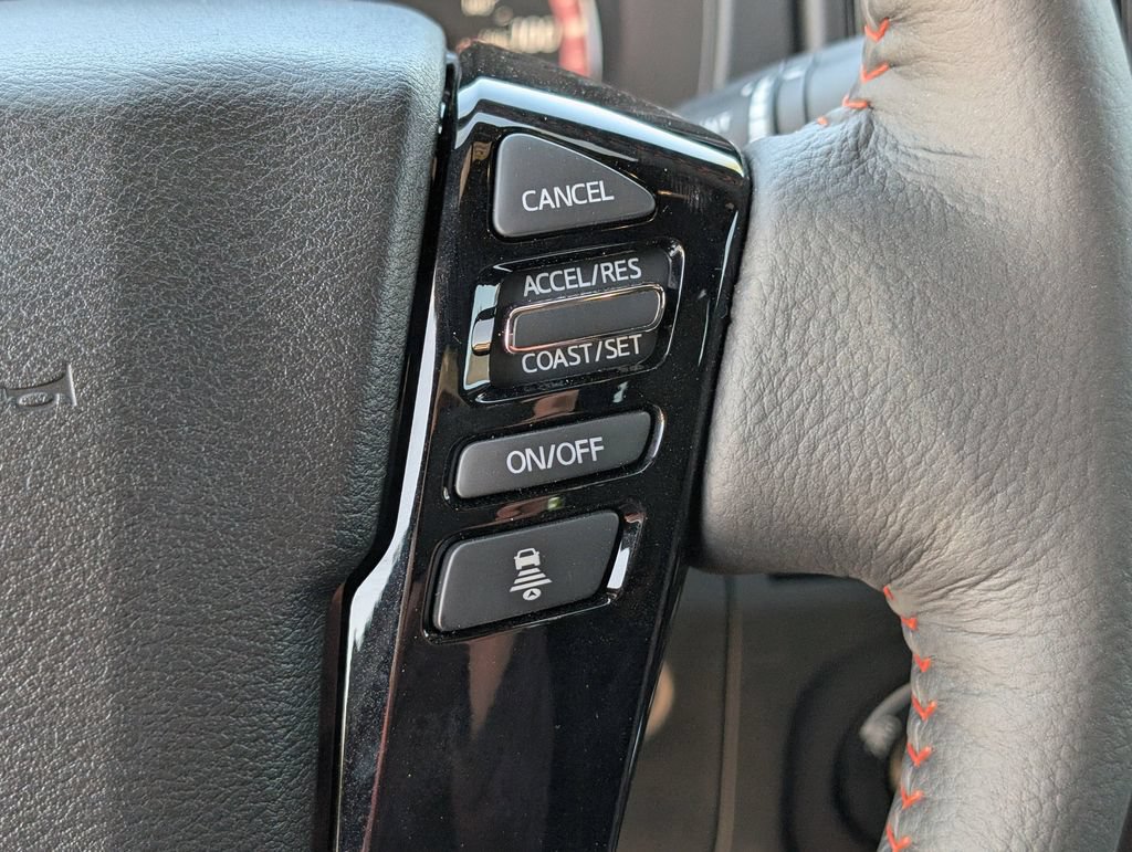Used 2025 Nissan Frontier PRO-4X w/ Pro Convenience Package AWD/4WD image 22