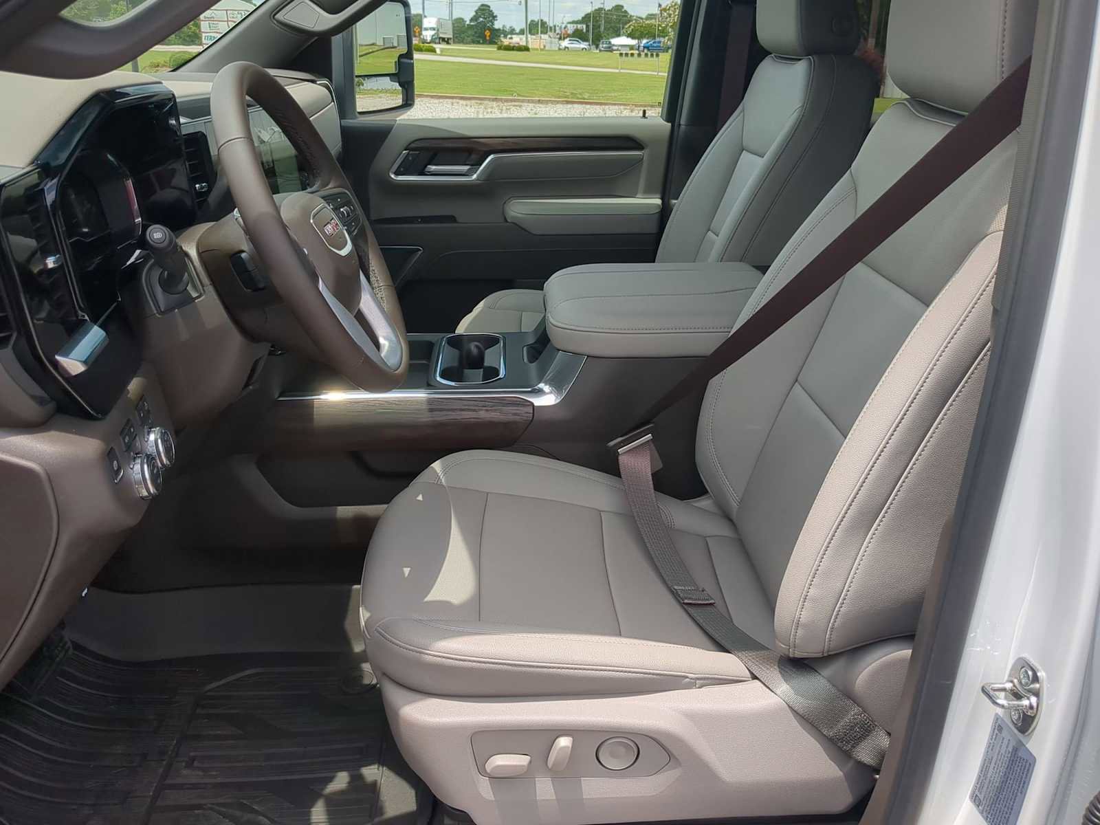 New 2025 GMC Sierra 2500 SLT w/ SLT Premium Package image 14
