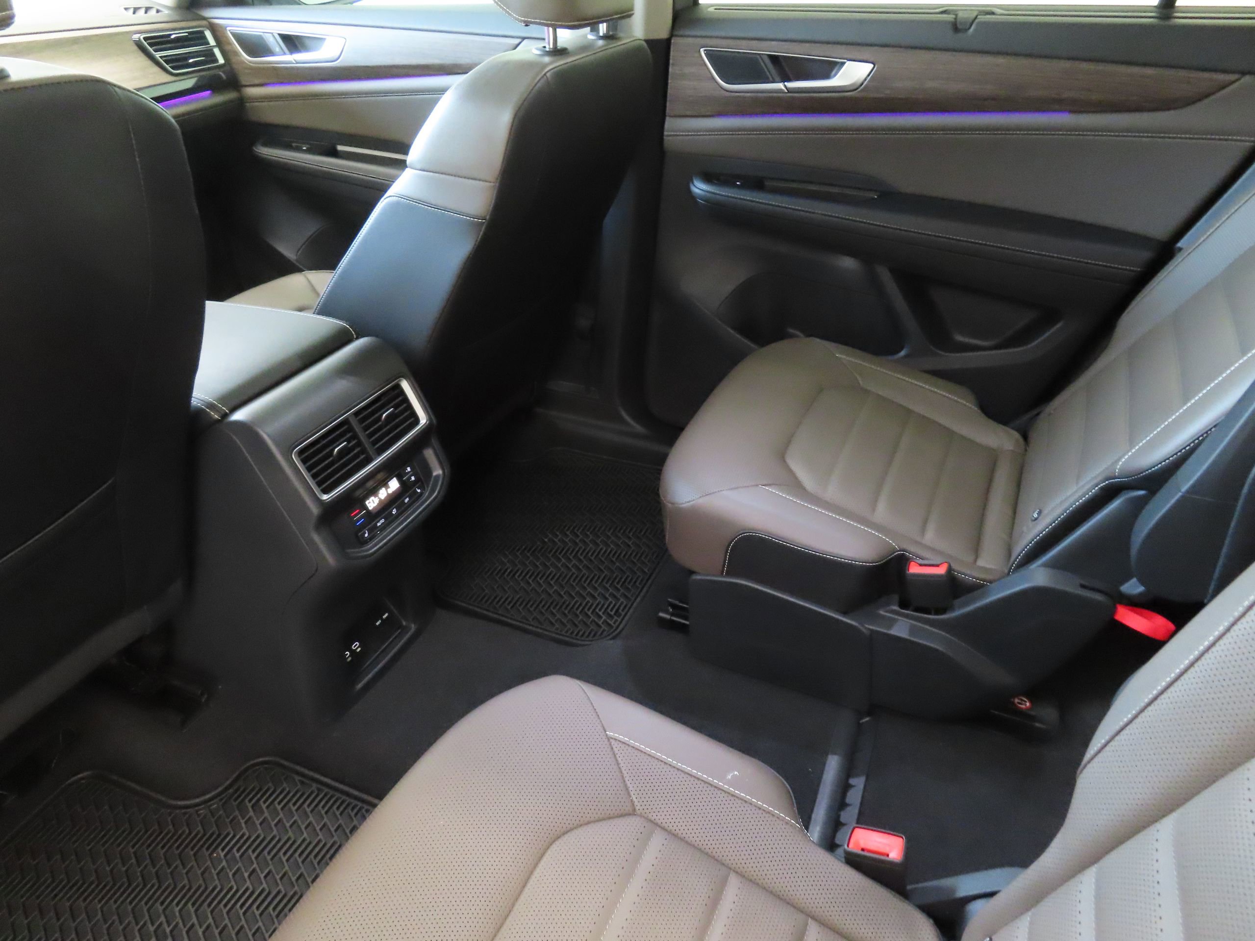 New 2025 Volkswagen Atlas SEL AWD/4WD image 24
