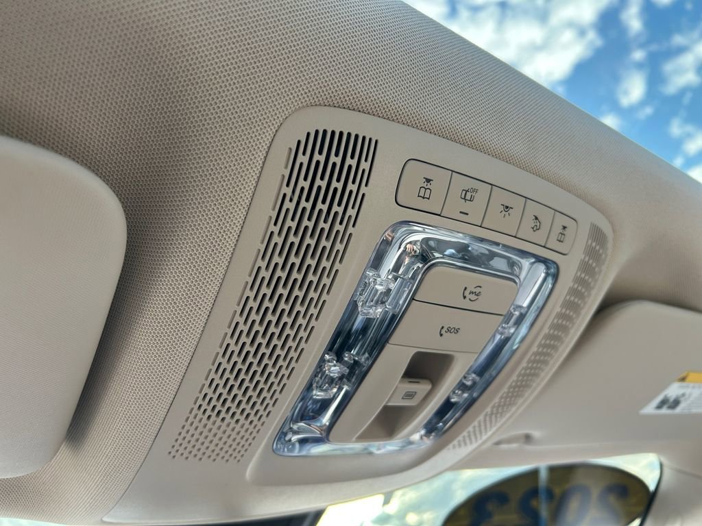 Used 2023 Mercedes-Benz GLA 250 4MATIC image 28