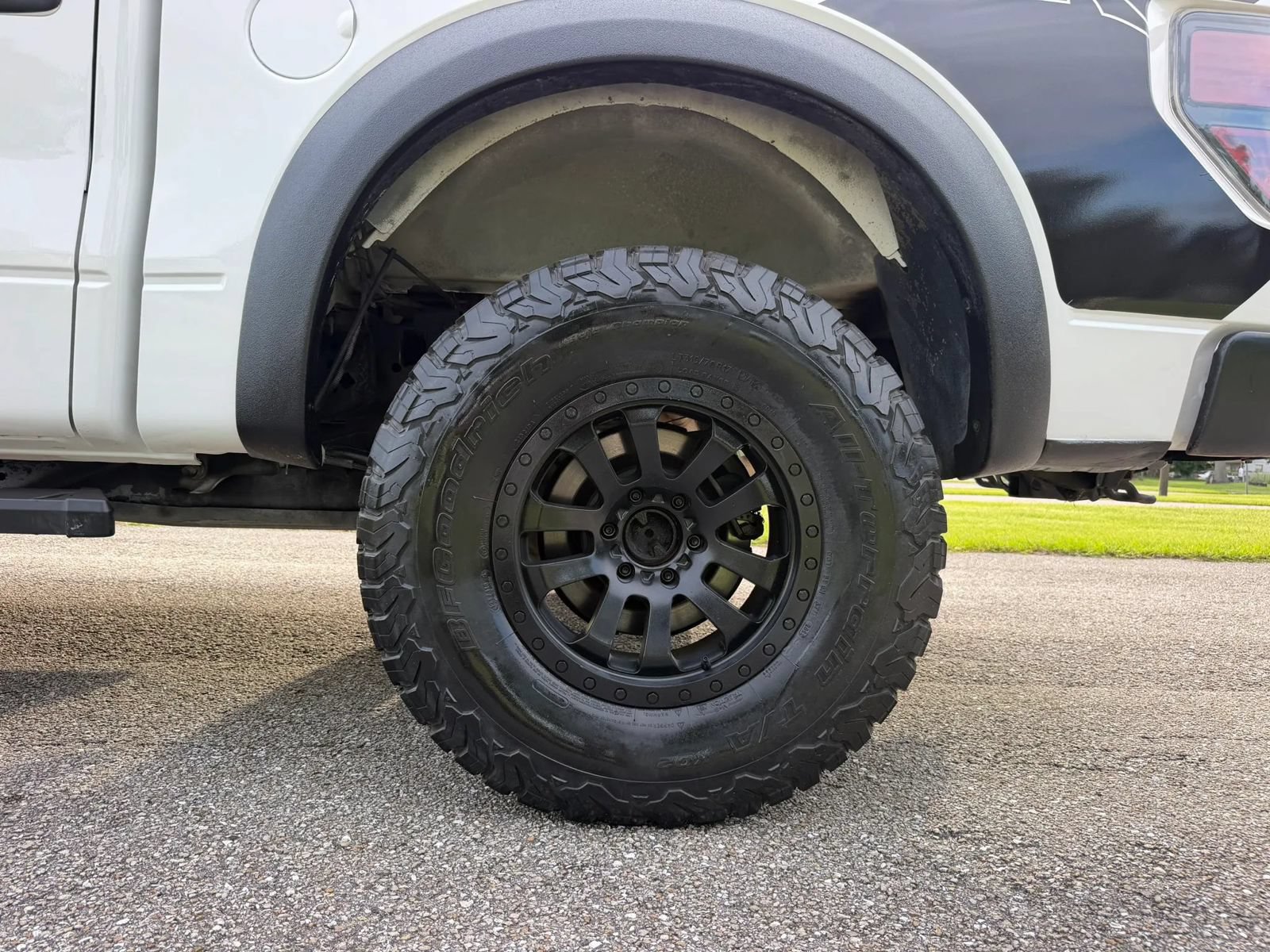 Used 2012 Ford F150 Raptor AWD/4WD image 46