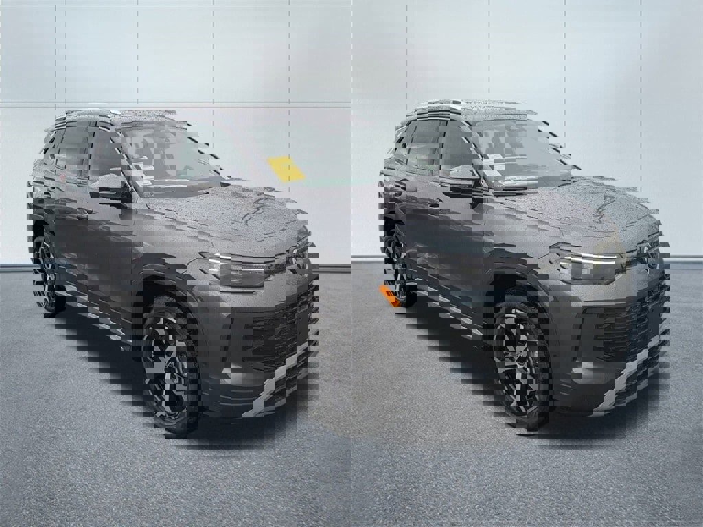New 2025 Volkswagen Tiguan SE image 1