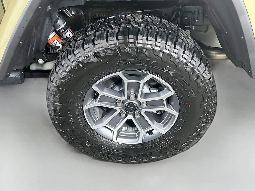 New 2026 Jeep Gladiator Mojave w/ Technology Group image 16