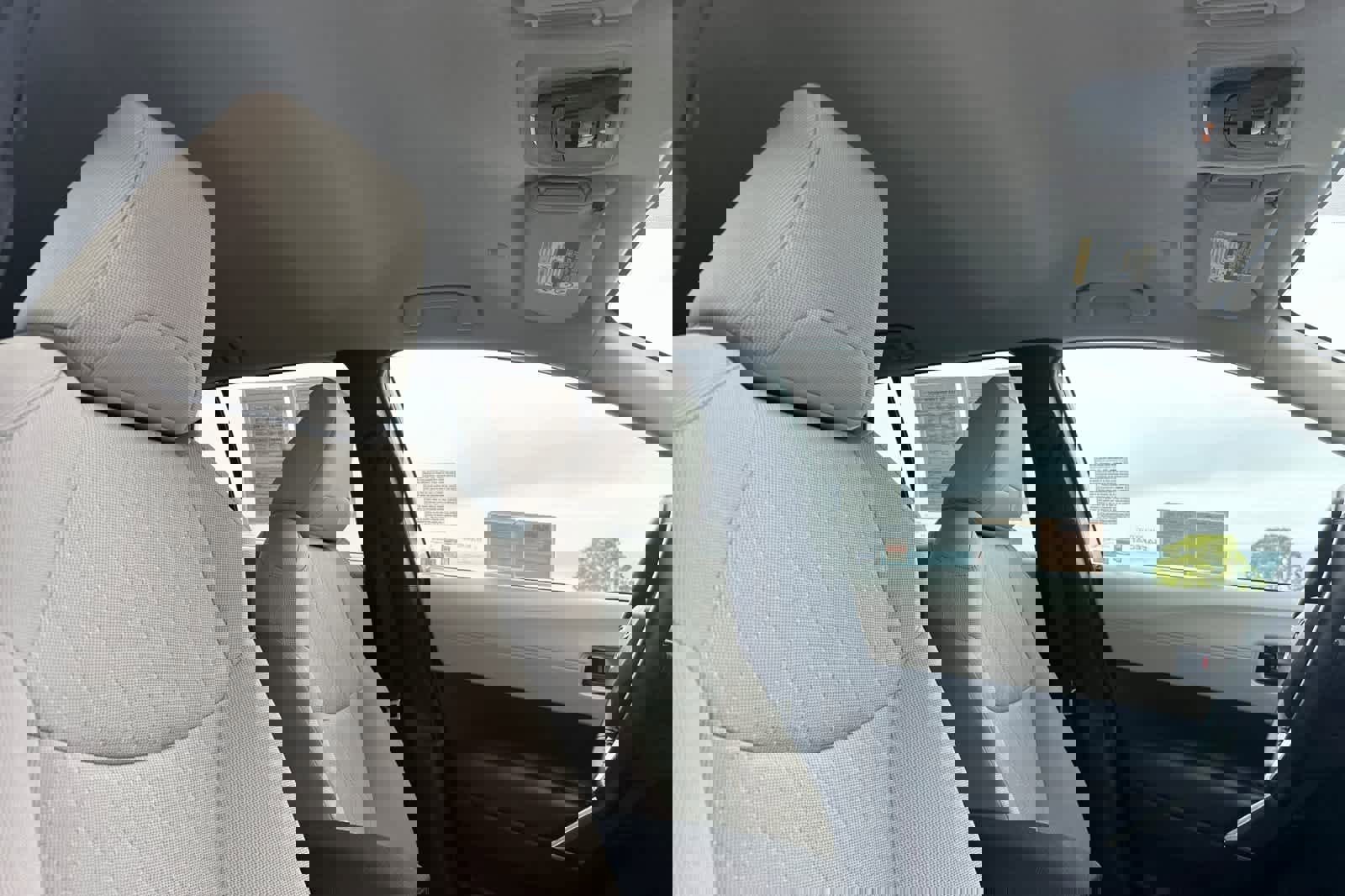 Certified 2022 Toyota Corolla Cross LE image 18