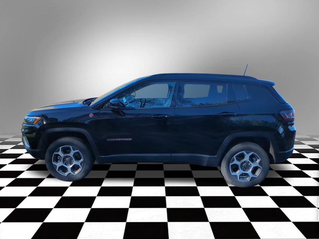 Used 2022 Jeep Compass Trailhawk w/ Trailhawk Elite Group AWD/4WD image 4