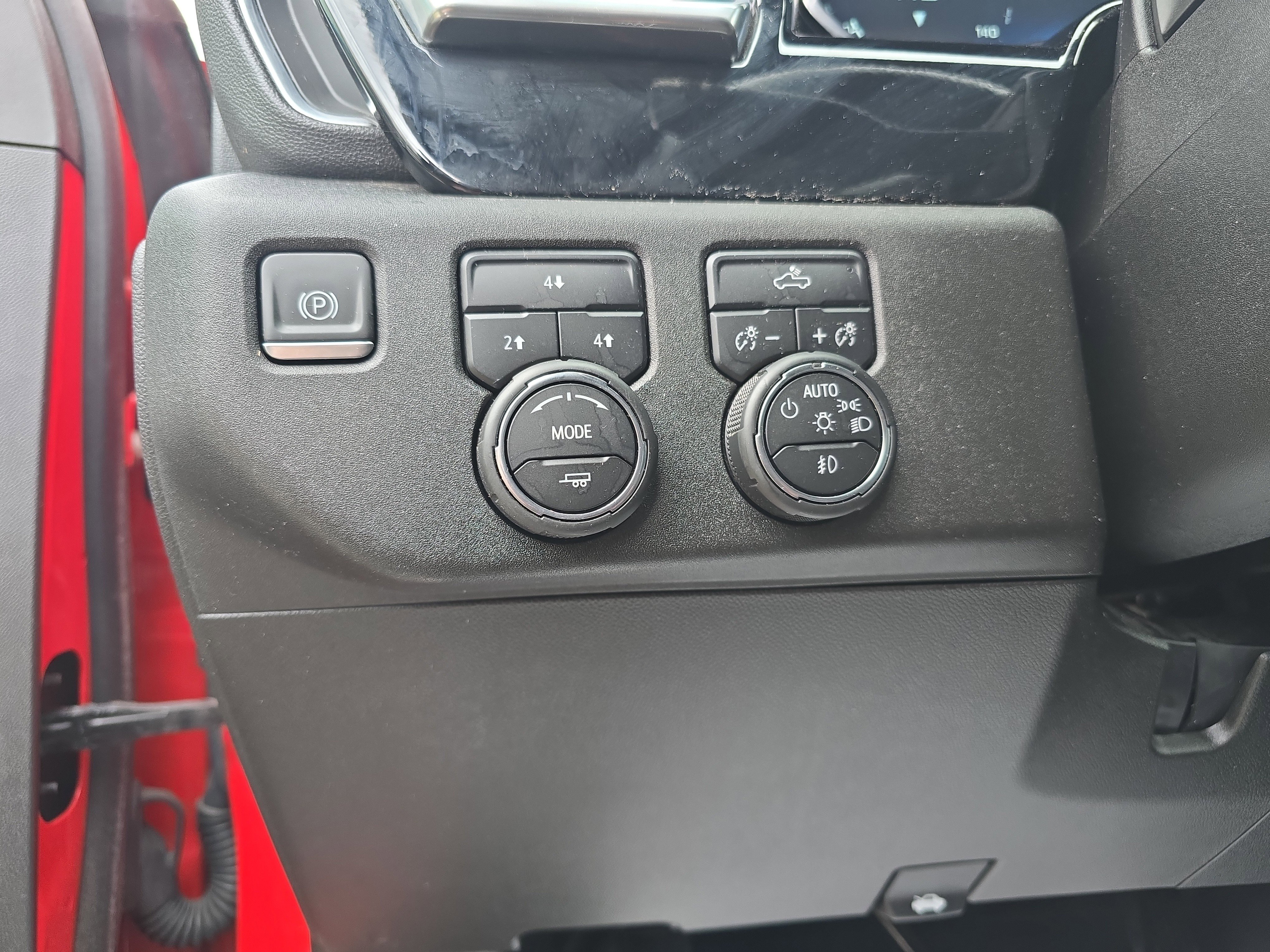 Used 2024 Chevrolet Silverado 2500 LT image 20