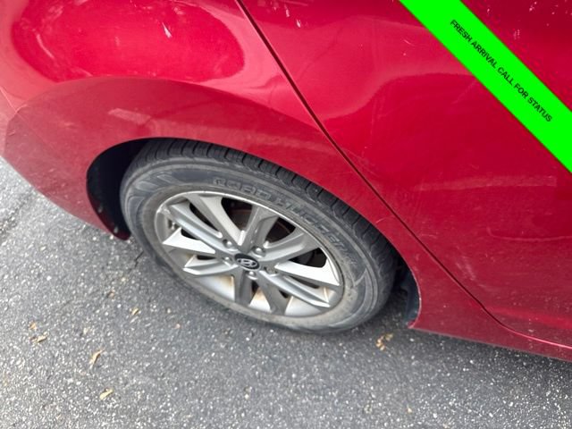 Used 2014 Hyundai Elantra SE w/ Option Group 02 FWD image 7