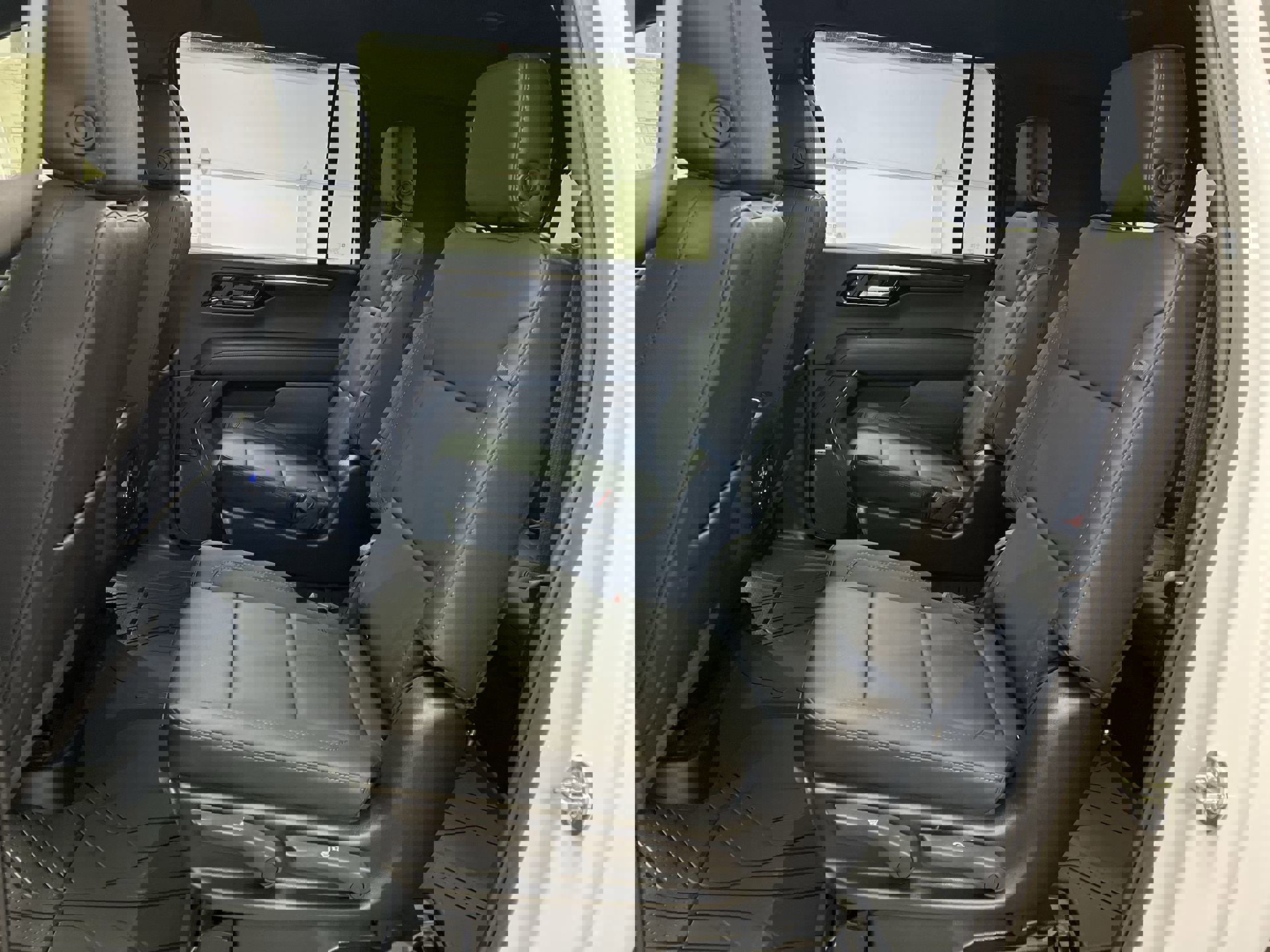 New 2026 Chevrolet Suburban LT w/ Comfort Package image 60