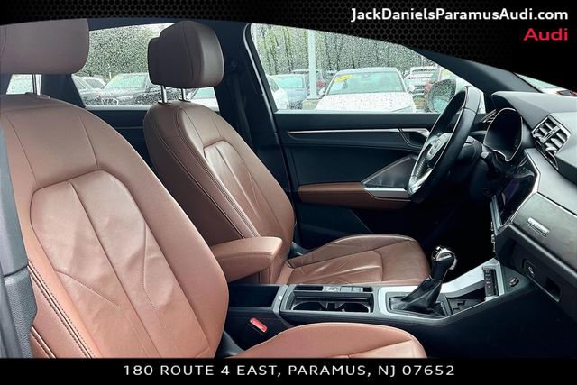 Used 2019 Audi Q3 2.0T Premium Plus w/ Premium Plus Package AWD/4WD image 7