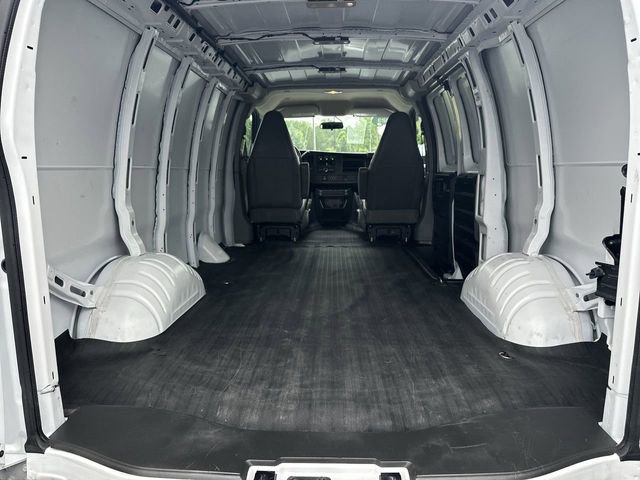 Certified 2023 Chevrolet Express 2500 w/ Driver Convenience Package image 21