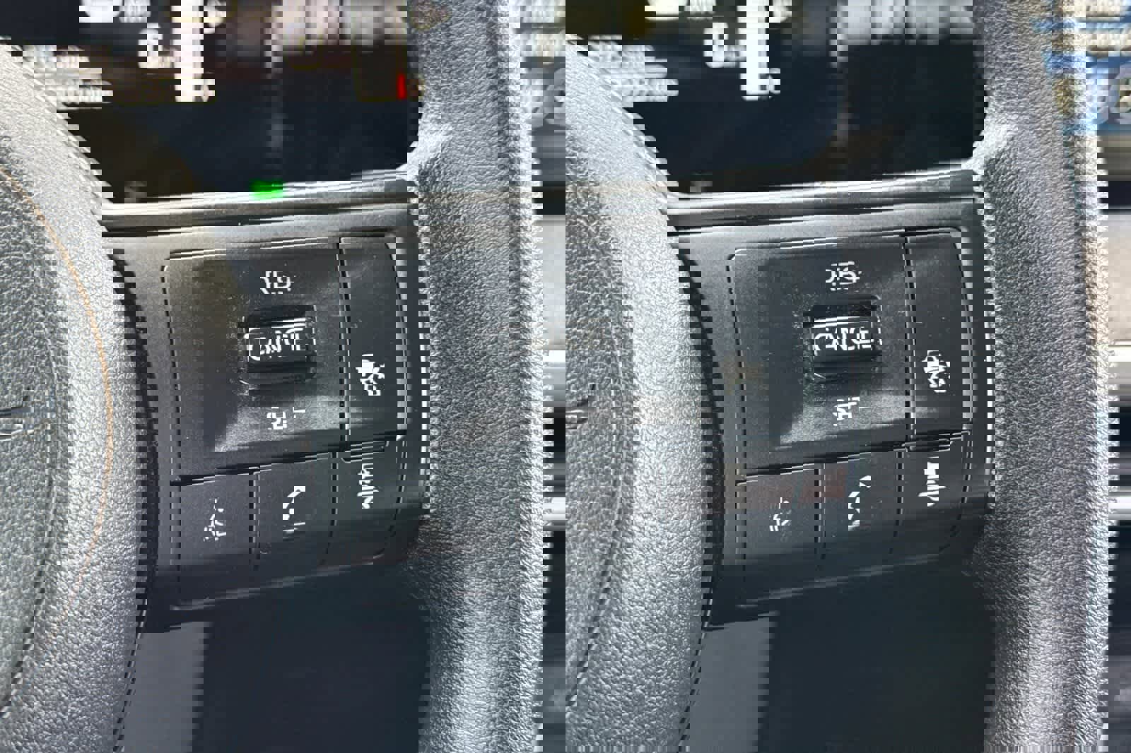 Used 2025 Nissan Kicks SV image 26