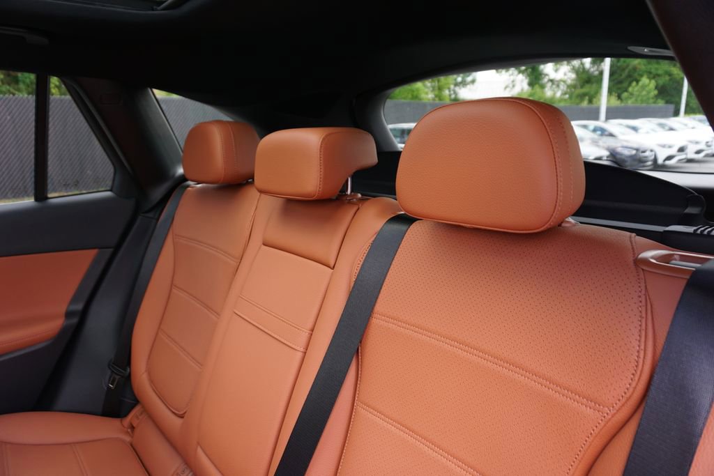 Certified 2025 Mercedes-Benz GLC 350e 4MATIC image 43